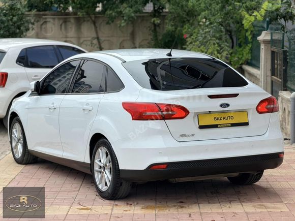 BAZ AUTODAN 2015 FORD FOCUS 1.6 Tİ-VCT LPG TESLA EKRAN