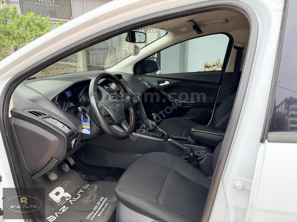BAZ AUTODAN 2015 FORD FOCUS 1.6 Tİ-VCT LPG TESLA EKRAN