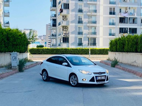 FOCUS 1.6 TREND X OTOMATİK