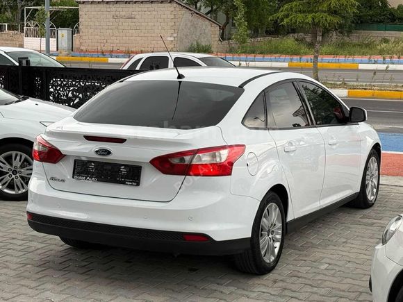 Hatasız 2013 Ford Focus 1.6Tİ-VCT Trend X Powershift Hz Sabitlem