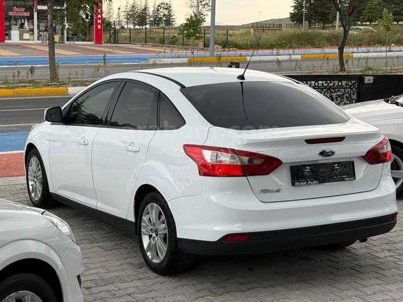 Hatasız 2013 Ford Focus 1.6Tİ-VCT Trend X Powershift Hz Sabitlem