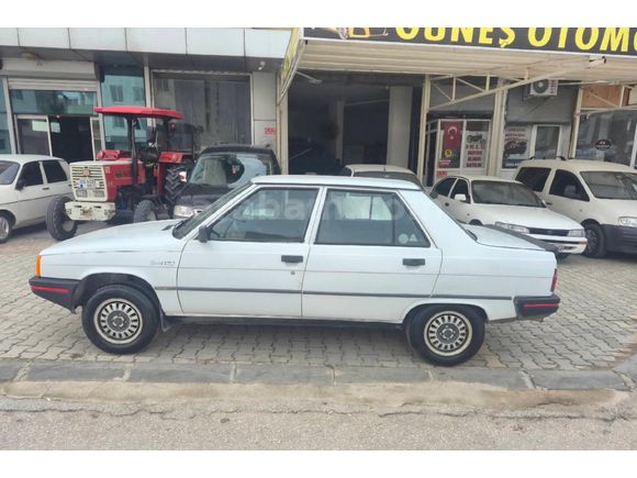 Galeriden Renault R 9 1.4 Broadway GTE 1992 Model Osmaniye
