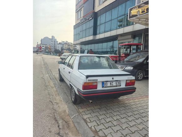 Galeriden Renault R 9 1.4 Broadway GTE 1992 Model Osmaniye