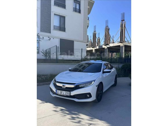 Sahibinden Honda Civic 1.6i VTEC Eco Elegance 2021 Model 