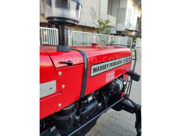 Galeriden Massey Ferguson 2004 MODEL 240 S Manisa