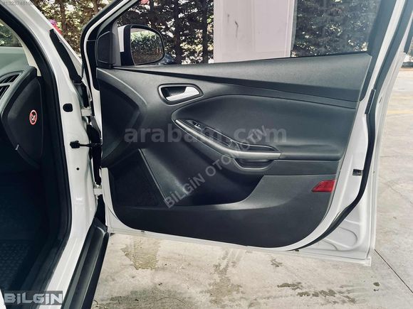 2015 FORD FOCUS 1.6 Ti-VCT TREND X MANUEL 134.000 KM.
