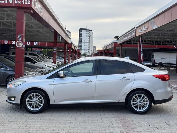 2017 FORD FOCUS TREND X İLK EL BOYASIZ 49.000 KM DE