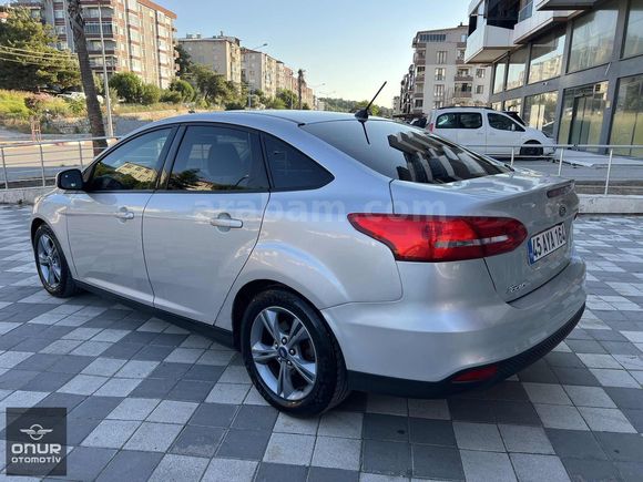 2018 ÇIKIŞLI FORD FOCUS 1.6 Tİ-VCT LPGLİ 94BİN E. TEYP DOLUSU