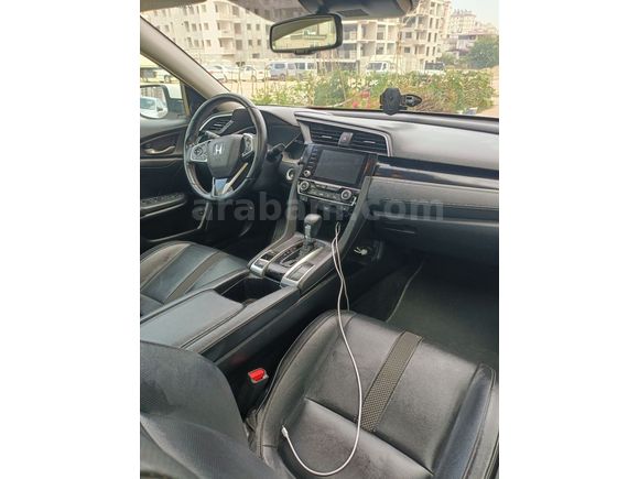 44 BİN KM...NOKTA HATASIZ..EN DOLUSU.. OTOMATİK VİTES
