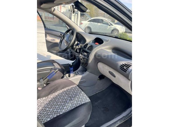 Sahibinden Peugeot 206 1.4 XT 2004 Model 