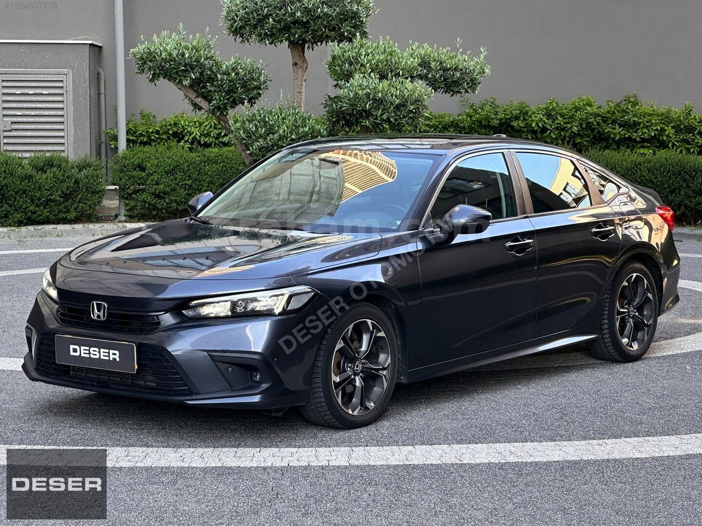 Galeriden Honda Civic 1.5 i-VTEC Executive Plus 2023 Model İstanbul 50.150 km Füme 1