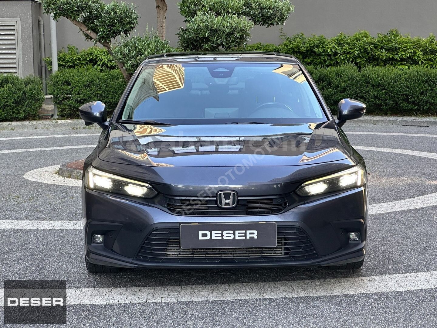 Galeriden Honda Civic 1.5 i-VTEC Executive Plus 2023 Model İstanbul 50.150 km Füme 2
