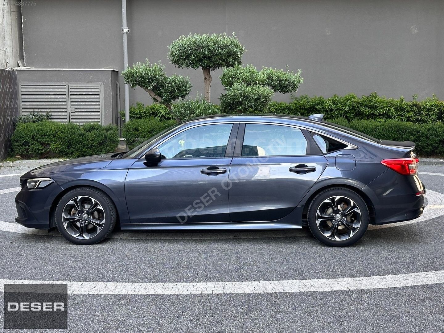Galeriden Honda Civic 1.5 i-VTEC Executive Plus 2023 Model İstanbul 50.150 km Füme 4