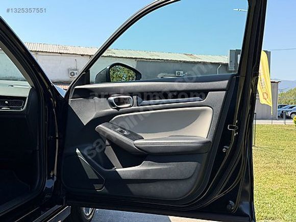 2023 CİVİC 1.5VTEC TURBO EXECUTIVE PLUS HATASIZ-BOYASIZ 29BİN KM