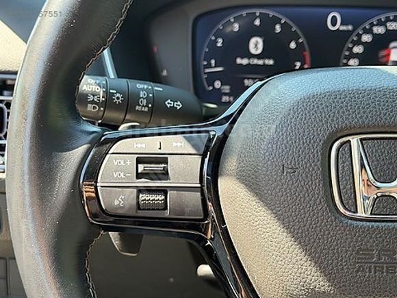 2023 CİVİC 1.5VTEC TURBO EXECUTIVE PLUS HATASIZ-BOYASIZ 29BİN KM