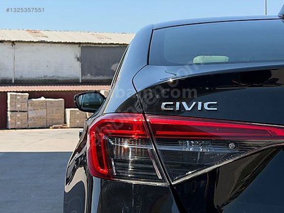 2023 CİVİC 1.5VTEC TURBO EXECUTIVE PLUS HATASIZ-BOYASIZ 29BİN KM