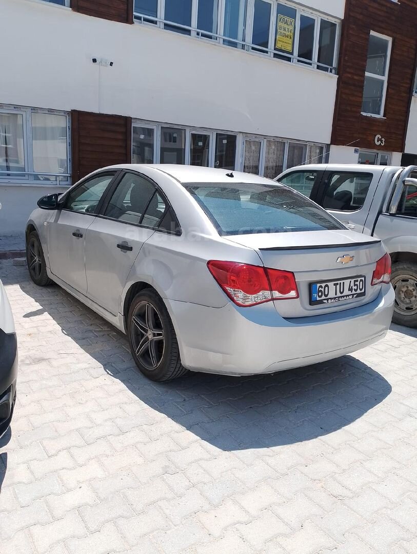 Sahibinden Chevrolet Cruze 1.6 LS 2009 Model Konya 218.000 km Gri (Gümüş) 2
