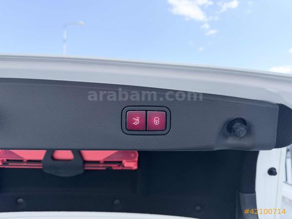 114.000 KM'DE-HATASIZ-E 180 EDİTİON E+PREMİUM-TAM DOLU-BAYİ