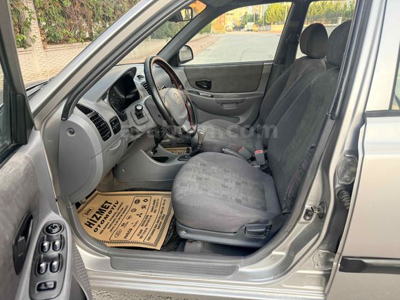 DEĞİŞENSİZ 2005 MODEL HYUNDAİ ACCENT ADMİRE 1.5 CRDİ 