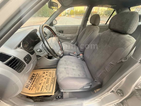 DEĞİŞENSİZ 2005 MODEL HYUNDAİ ACCENT ADMİRE 1.5 CRDİ 