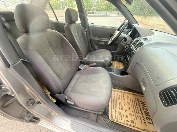 DEĞİŞENSİZ 2005 MODEL HYUNDAİ ACCENT ADMİRE 1.5 CRDİ 