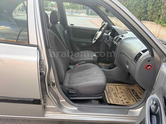 DEĞİŞENSİZ 2005 MODEL HYUNDAİ ACCENT ADMİRE 1.5 CRDİ 