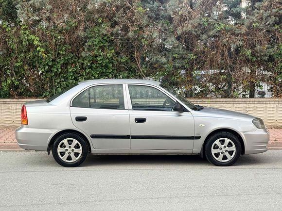 DEĞİŞENSİZ 2005 MODEL HYUNDAİ ACCENT ADMİRE 1.5 CRDİ 