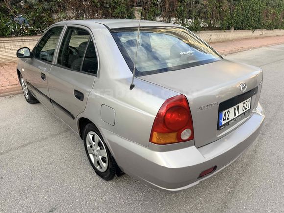 DEĞİŞENSİZ 2005 MODEL HYUNDAİ ACCENT ADMİRE 1.5 CRDİ 
