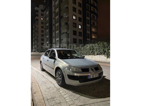 Sahibinden Renault Megane 1.4 Authentique 2004 Model 