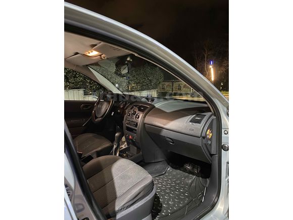 Sahibinden Renault Megane 1.4 Authentique 2004 Model 