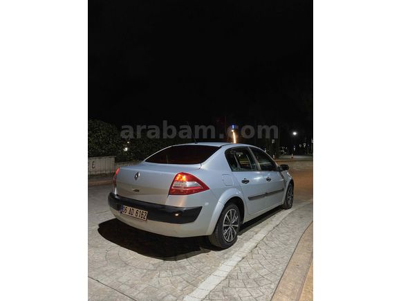 Sahibinden Renault Megane 1.4 Authentique 2004 Model 