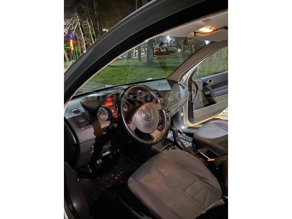Sahibinden Renault Megane 1.4 Authentique 2004 Model 