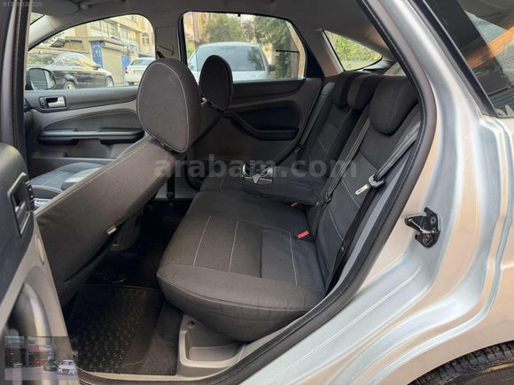 KAYA MOTORS'DAN 2010 FORD FOCUS TİTANİUM KUSURSUZ BAKIMLI