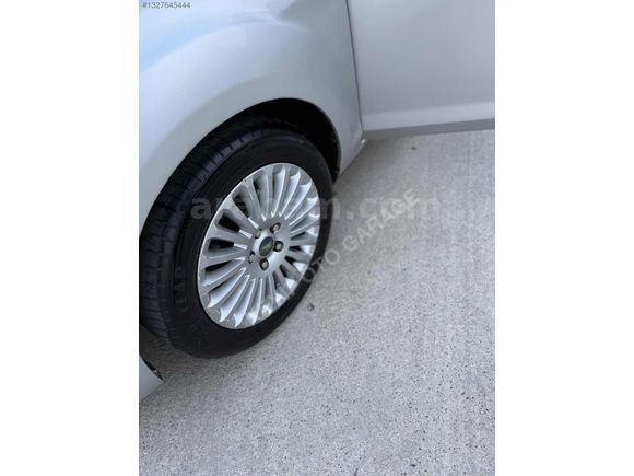 MASRAFSIZ FORD FOCUS 1.6 TDCI TİTANİUM