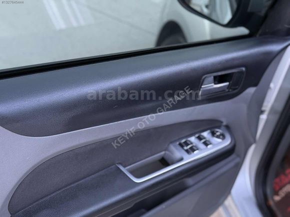 MASRAFSIZ FORD FOCUS 1.6 TDCI TİTANİUM