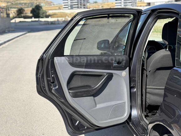 2011 MODEL FOCUS/1.6 TDCİ TİTANYUM/187.000KM'DE/START STOPLU