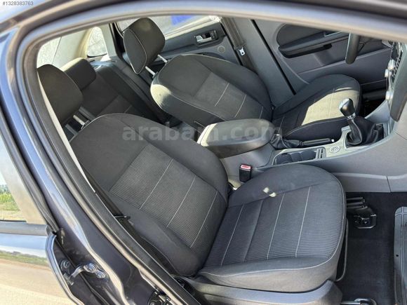 2011 MODEL FOCUS/1.6 TDCİ TİTANYUM/187.000KM'DE/START STOPLU