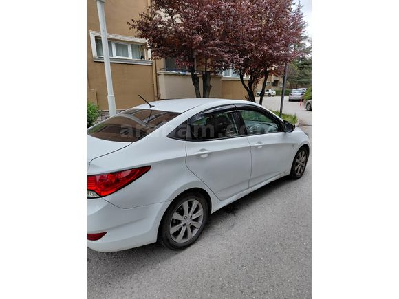 Sahibinden Hyundai Accent Blue 1.4 D-CVVT Mode Plus 2016 Model