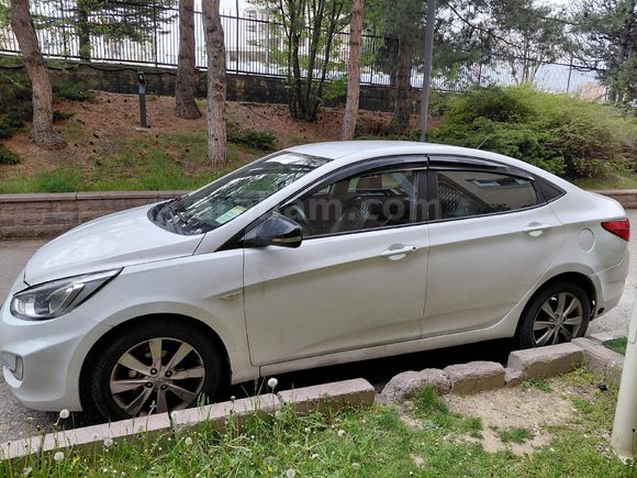 Sahibinden Hyundai Accent Blue 1.4 D-CVVT Mode Plus 2016 Model