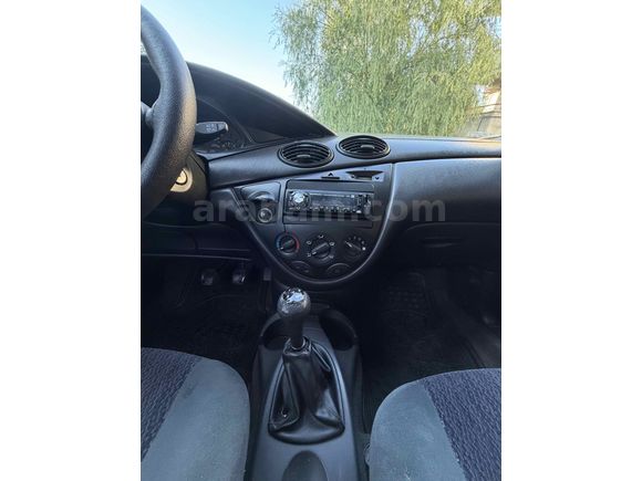 2001 FORD FOCUS 1.6 AMBİENTE 252 BİN KM DE DEĞİŞENSİZ KLİMALI BAKIMLI ARAÇ