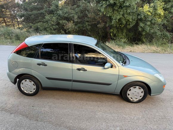 2001 FORD FOCUS 1.6 AMBİENTE 252 BİN KM DE DEĞİŞENSİZ KLİMALI BAKIMLI ARAÇ