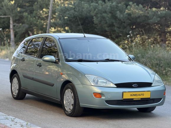 2001 FORD FOCUS 1.6 AMBİENTE 252 BİN KM DE DEĞİŞENSİZ KLİMALI BAKIMLI ARAÇ