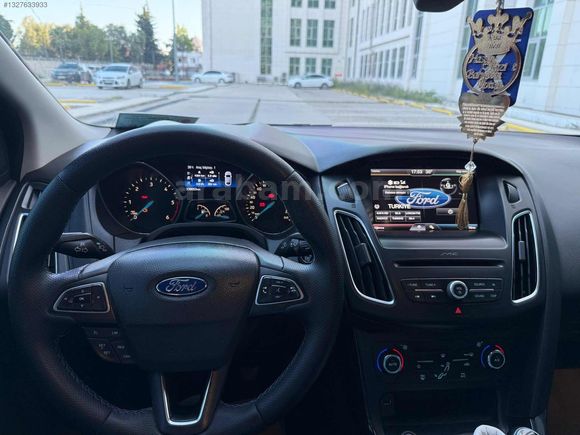 2015 MODEL HATASIZ BOYASIZ HASAR KAYITSIZ FORD FOCUS TİTANIUM