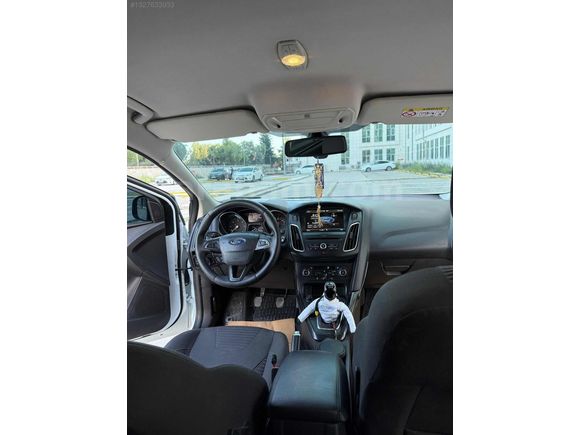 2015 MODEL HATASIZ BOYASIZ HASAR KAYITSIZ FORD FOCUS TİTANIUM