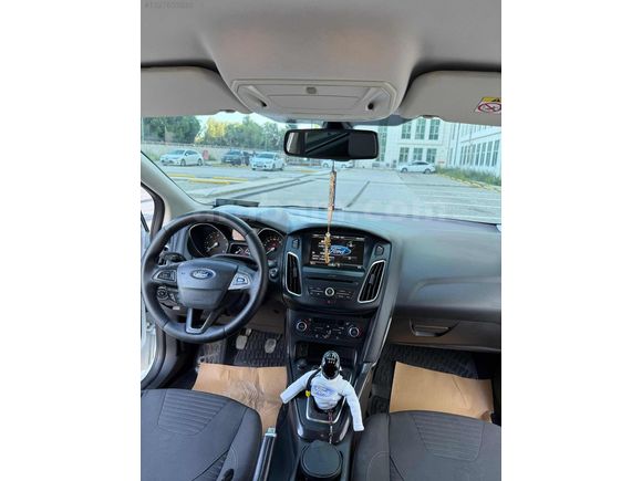 2015 MODEL HATASIZ BOYASIZ HASAR KAYITSIZ FORD FOCUS TİTANIUM