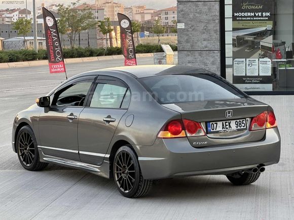 HASTASINA 2007 MODEL HONDA CİVİC 1.6i VTEC "245" BİNDE CAM GİBİ