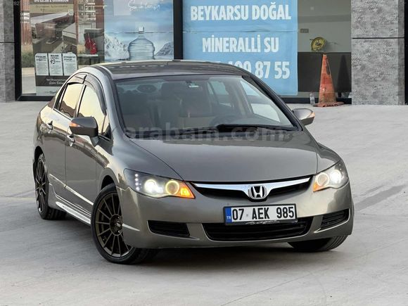 HASTASINA 2007 MODEL HONDA CİVİC 1.6i VTEC "245" BİNDE CAM GİBİ