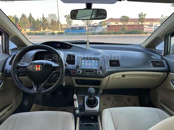 HASTASINA 2007 MODEL HONDA CİVİC 1.6i VTEC "245" BİNDE CAM GİBİ