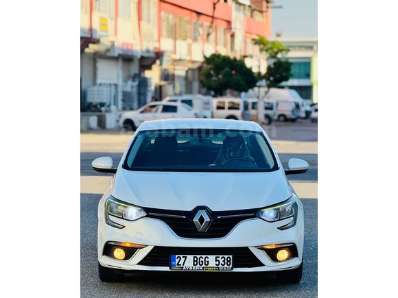 Galeriden Renault Megane 1.5 dCi Touch 2016 Model Gaziantep
