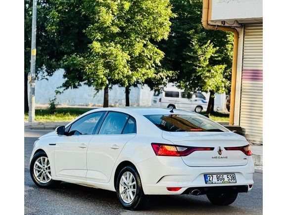 Galeriden Renault Megane 1.5 dCi Touch 2016 Model Gaziantep